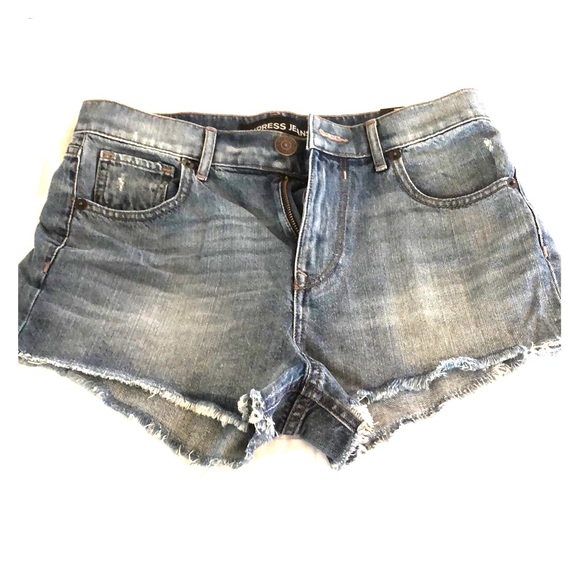 90s style jean shorts